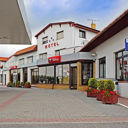 Motel Duet Granowo エクステリア 写真