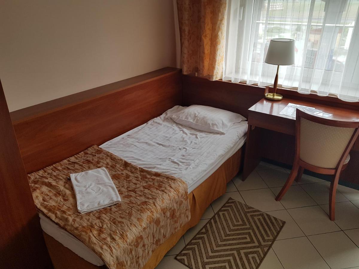 Motel Duet Granowo エクステリア 写真